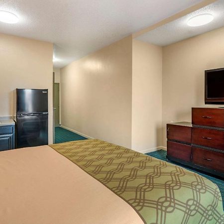 Econo Lodge Inn&Suites Granite City Esterno foto