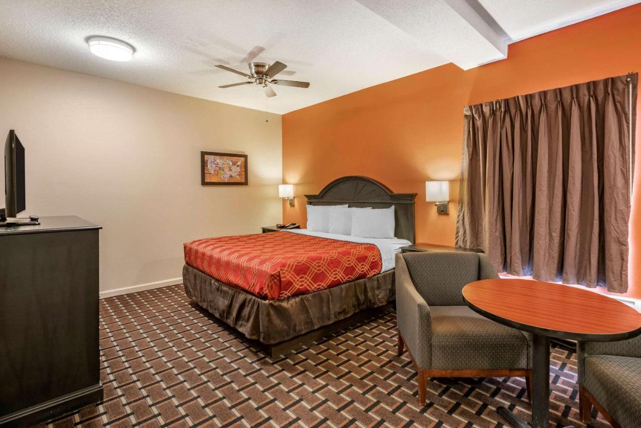 Econo Lodge Inn&Suites Granite City Esterno foto