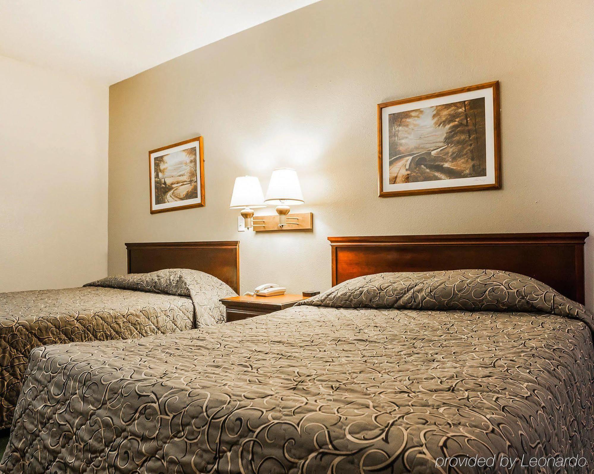 Econo Lodge Inn&Suites Granite City Esterno foto